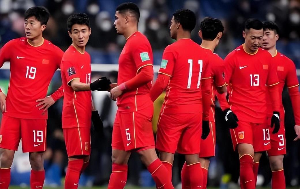 天博直播-意外!邵佳一首次获得中国金帅奖认可,球迷却认为李金羽更有资格